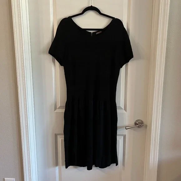 j mclaughlin black dress J.Mclaughlin Indira Mini Dress